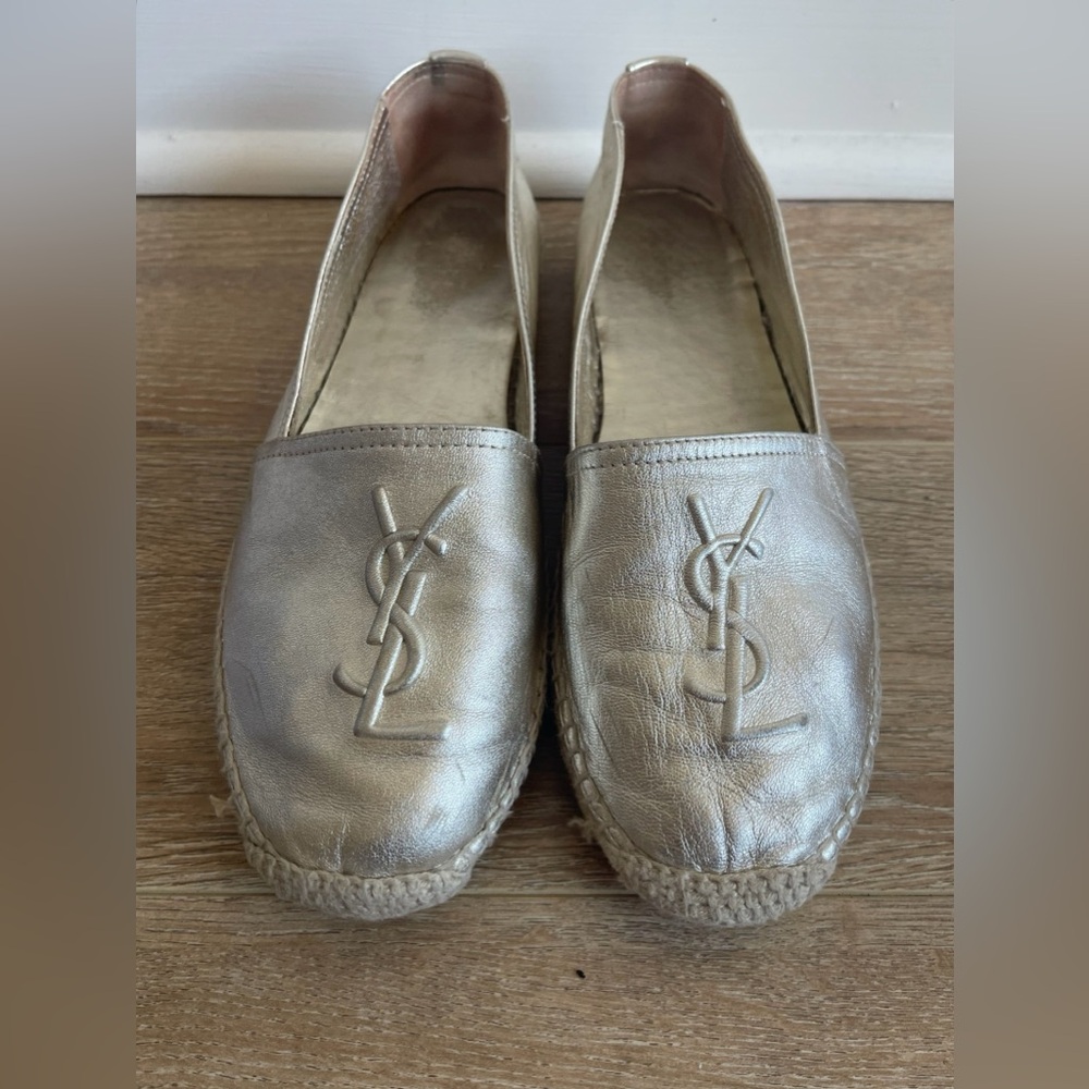 Saint Laurent YSL Logo Metallic Leather Espadrilles in Pale Gold Size 38.5 - Picture 2 of 8